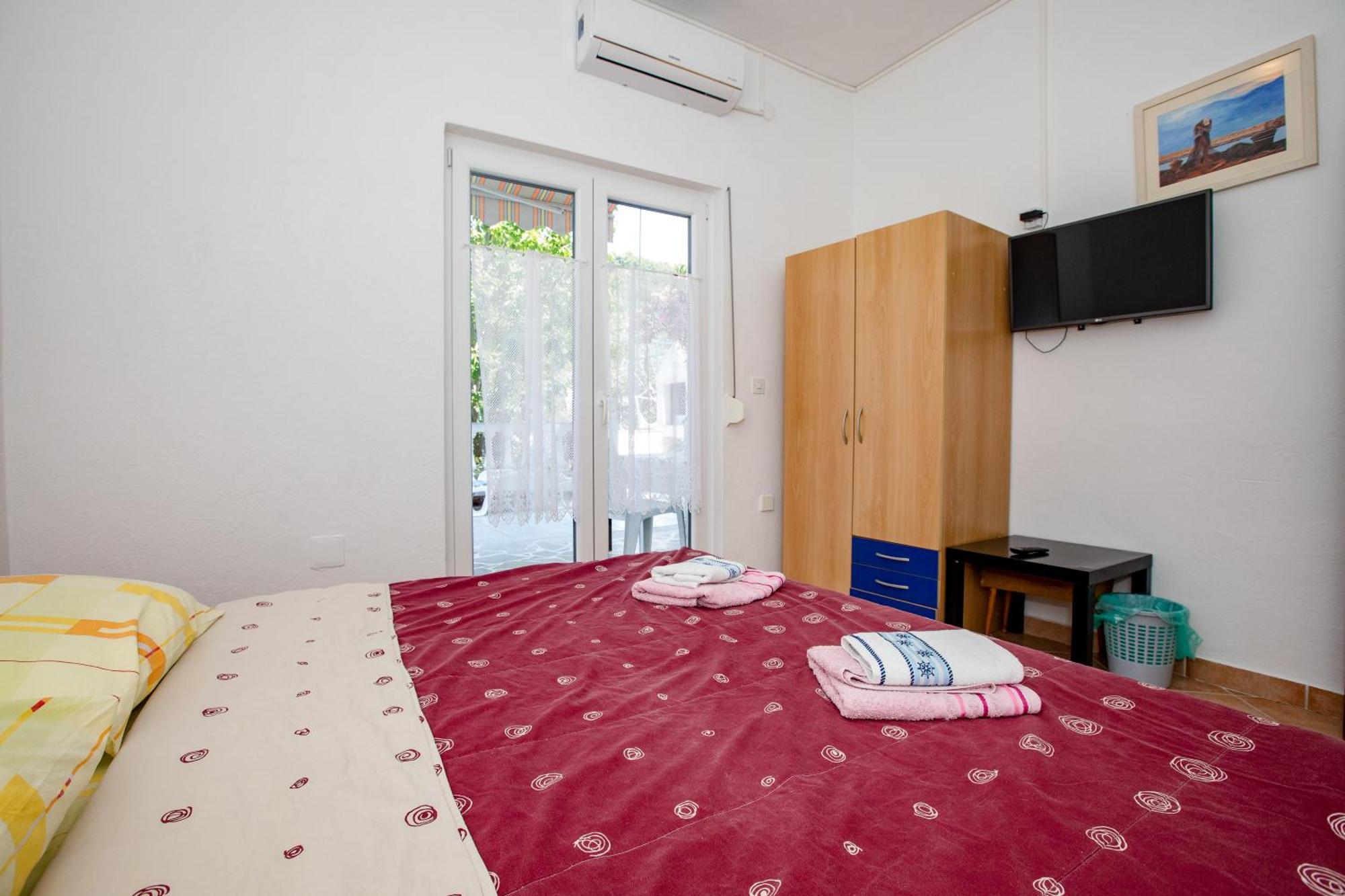 Lovely Meta Apartments Palit Bagian luar foto