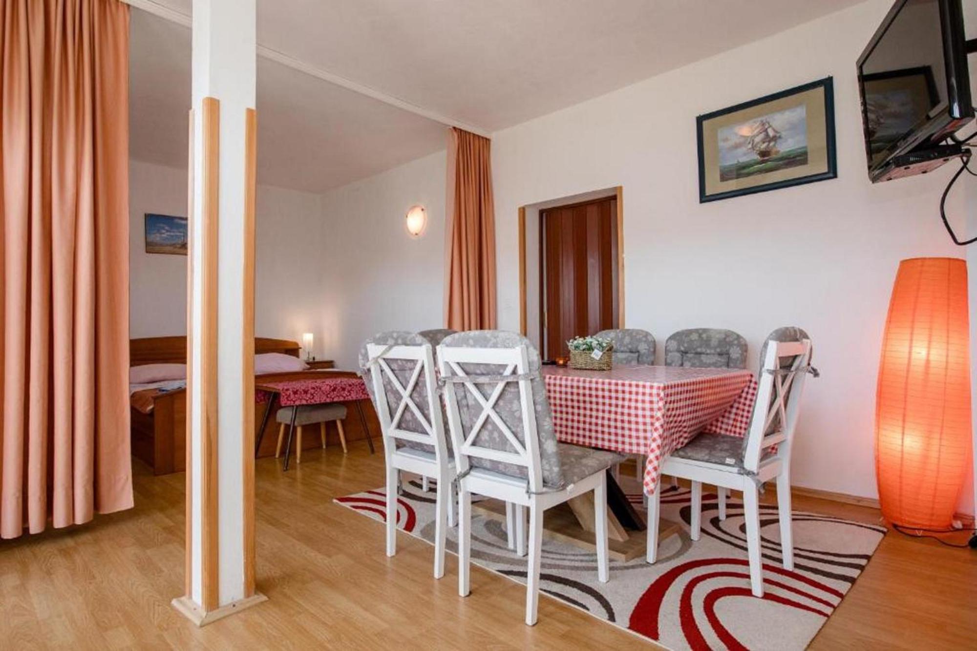Lovely Meta Apartments Palit Bagian luar foto