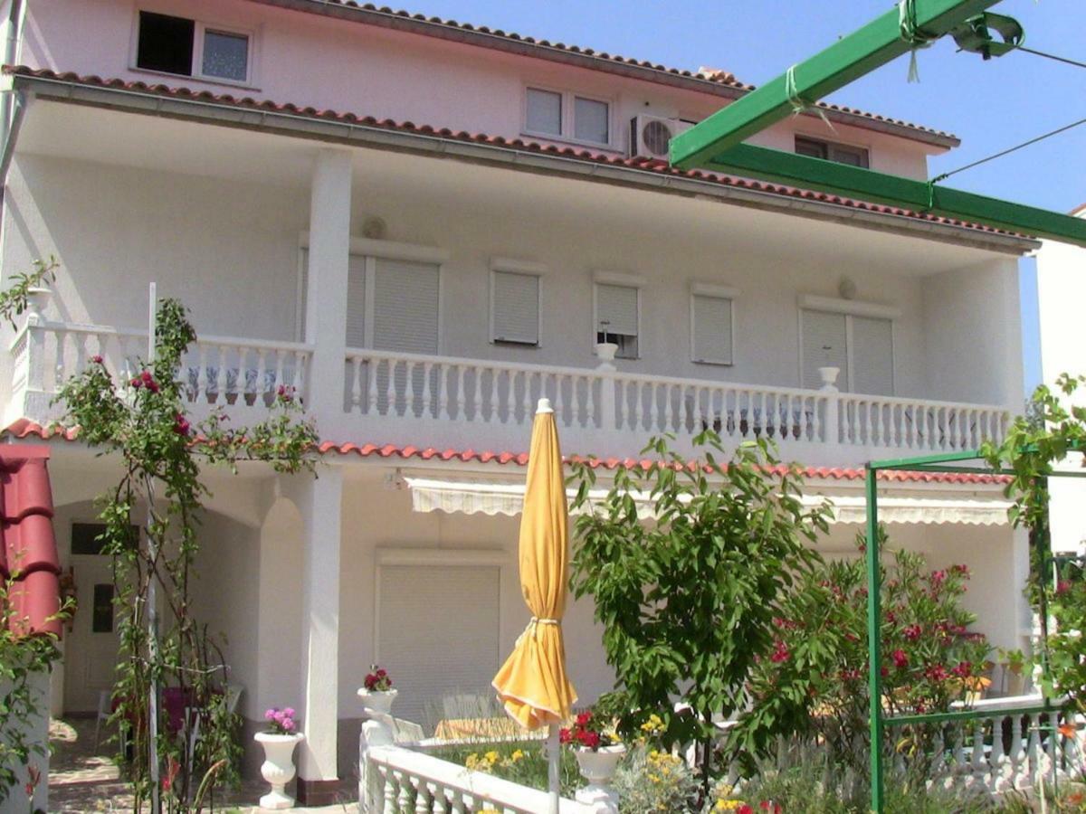Lovely Meta Apartments Palit Bagian luar foto